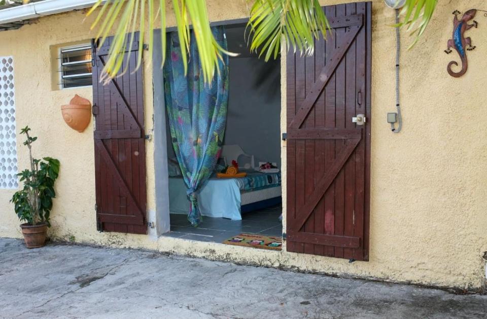 La Lezardiere Sainte-Anne  Bagian luar foto